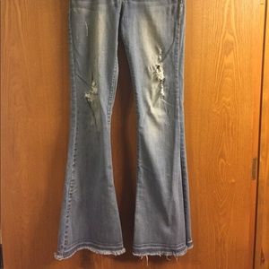 Flying Monkey - Platinum Flare